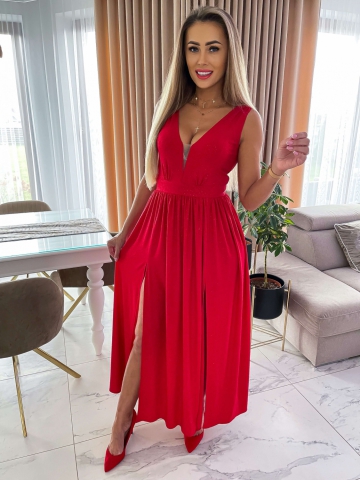 Czerwona brokatowa sukienka z rozcięciami Luxuar