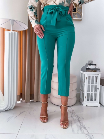 Eleganckie zielone spodnie z przeszyciami Lola